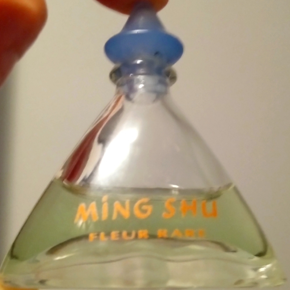 Yves Rocher Ming Shu Flower Rare Eau de Toilette 7.5mL